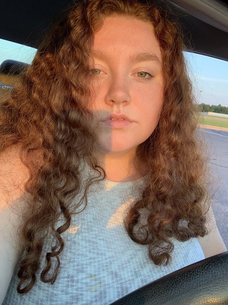 Grace Feet and More naked pornstar picture