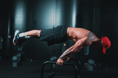 MORALES xxx model pictures