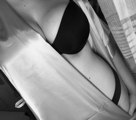 _MoonChild_ nice actress photo