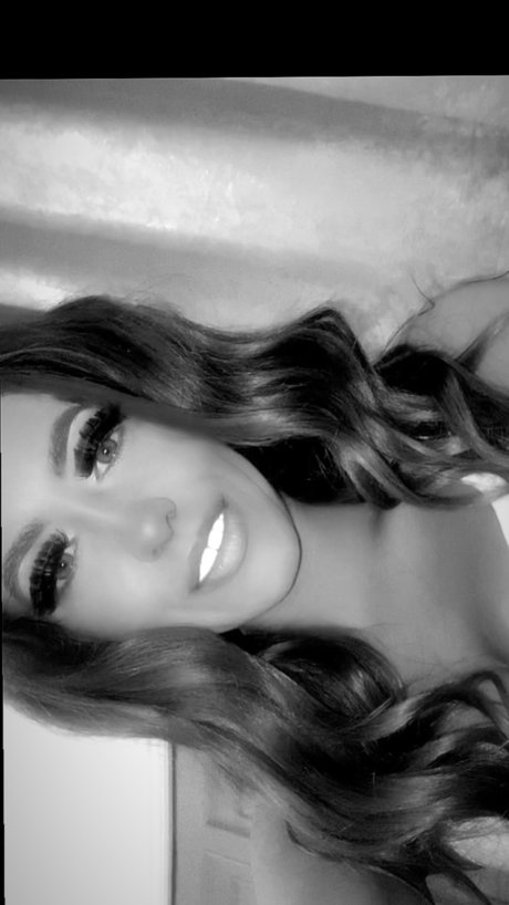 CallieRae nice pornstar picture