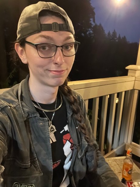 Hashna Fennec adult star pictures