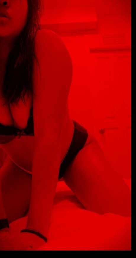 Monro Girls star hd img