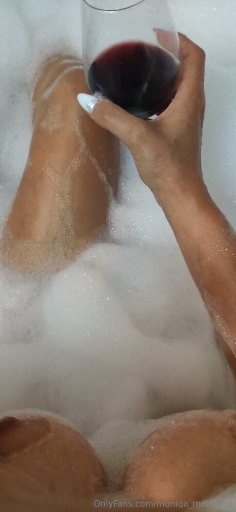 Moniqa art pornstar archive