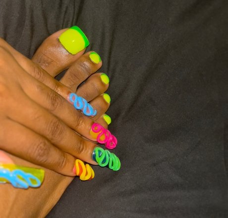 chocolate feet and toes_ pornstar nudes img