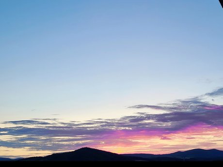 Mondays Chill hot model images