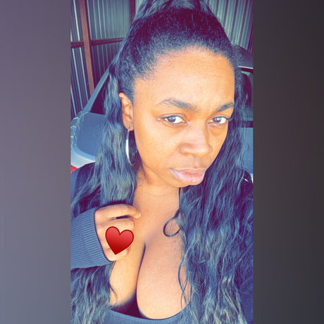 _Momma Bear The Goddess_ model nude photos