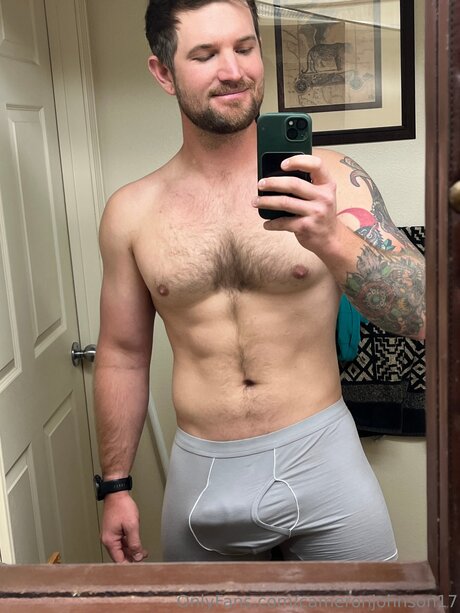 Cameron Johnson xxx model galleries