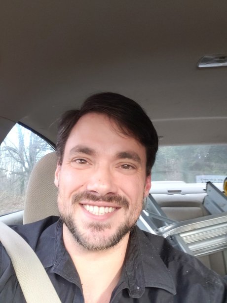 MrDreamCumTru81 model porn picture