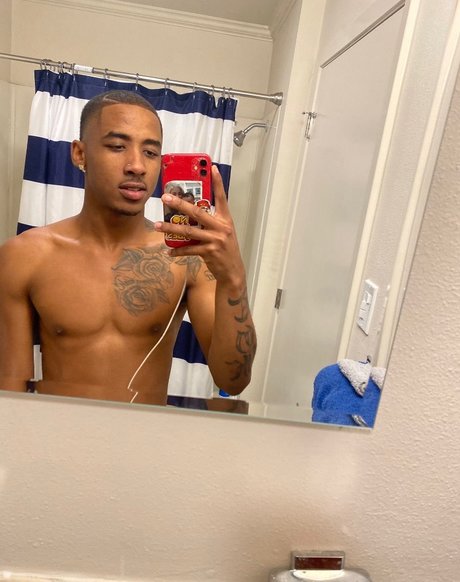 Sir handsome_ pretty pornstar pic