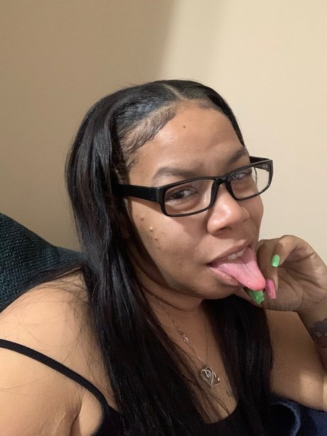 HoneyBeiMe sex star img