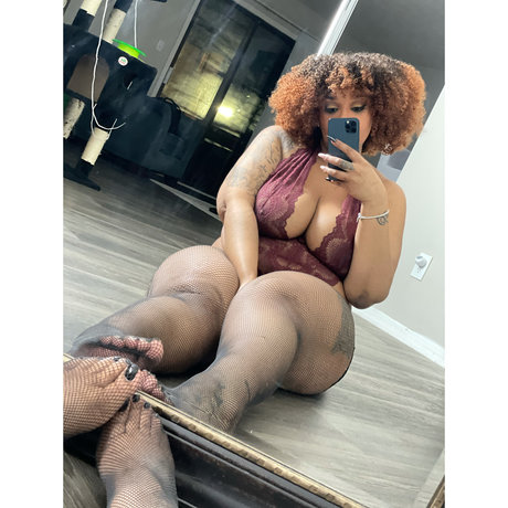 HoneyCombsXXX star erotic galleries