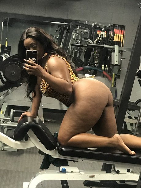 Ms Cassidy star nudes picture