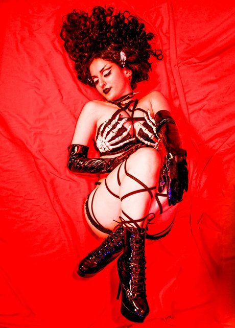 Ghostie high quality model galleries