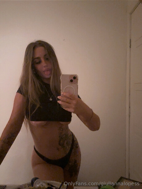 petite latina top 2 6_ naked model pics