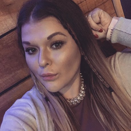 Harper Jay beautiful model photo