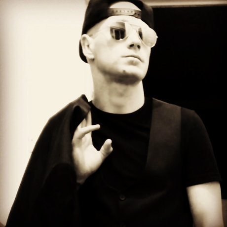 Drew Pleasure exclusive model image