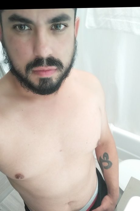 King Julez sexy actress picture