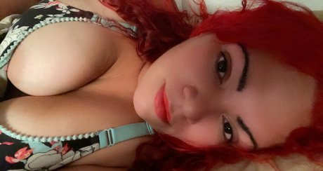 Paula Vega model art photo