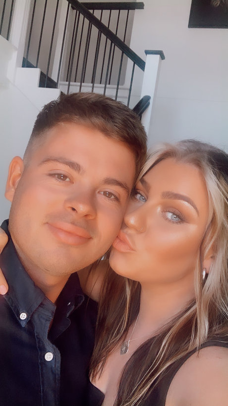 Mr and Mrs H free pornstar photos