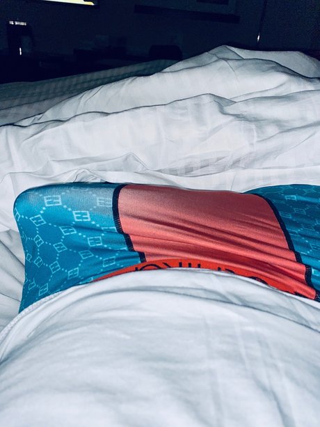 Mrlongstrokxxxx naked actress pictures