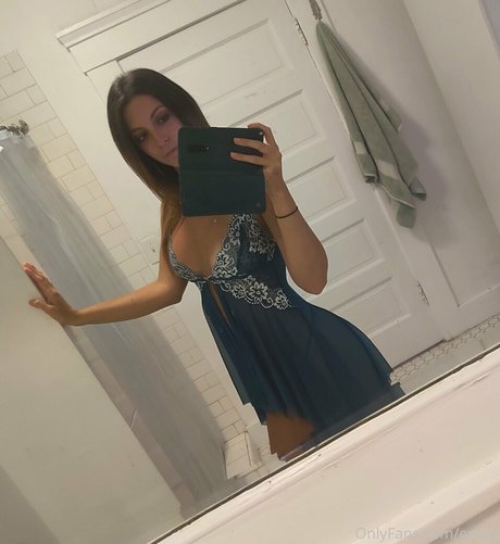 erkahsfans sexy model img