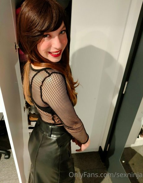 sexninja pornstar naked pic