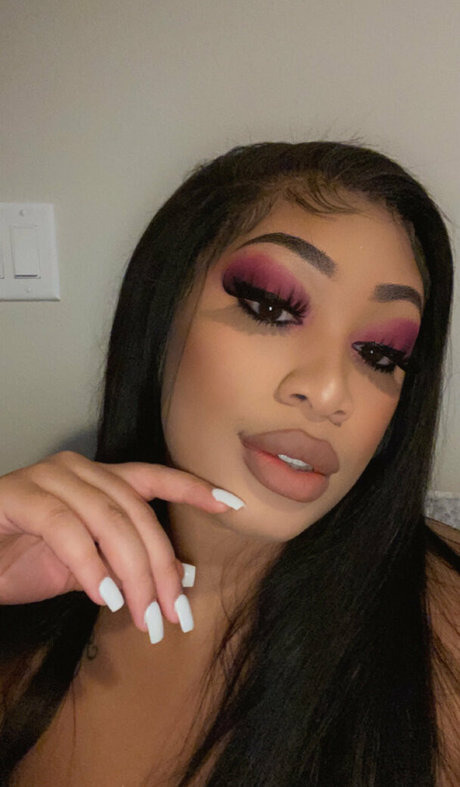 Babyhollywood pornstar erotic picture