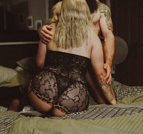 babemeetsbeardfree pornographic star picture