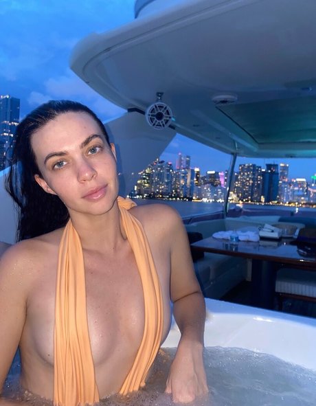 withlovesaraxo Quick photo