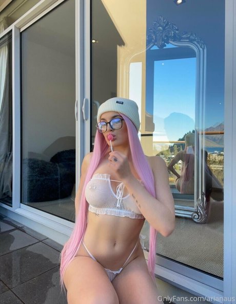 arianaus sexy star images