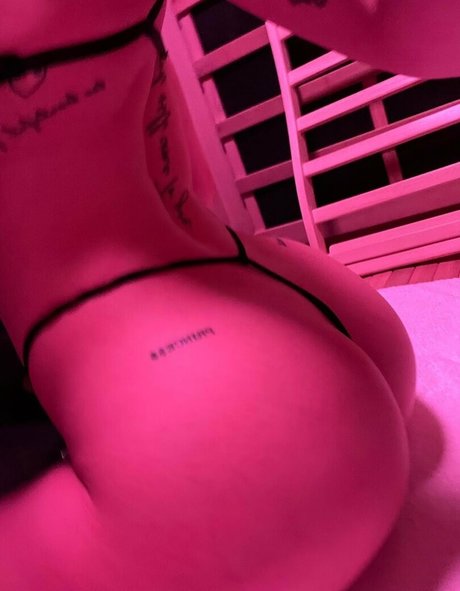 public onlyfans nude images