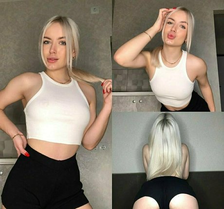 arianaus star erotic images