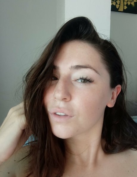 brown onlyfans pretty photos