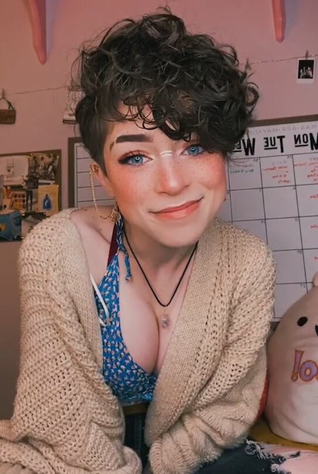 graceful addison model beautiful photo