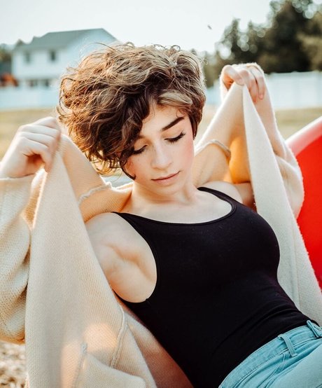 graceful addison model high quality galleries