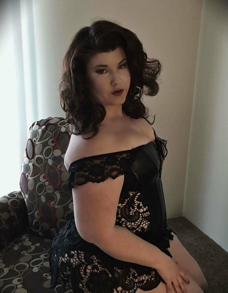 bisexual couple onlyfans top picture