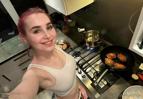 alexalungu perfect model photos