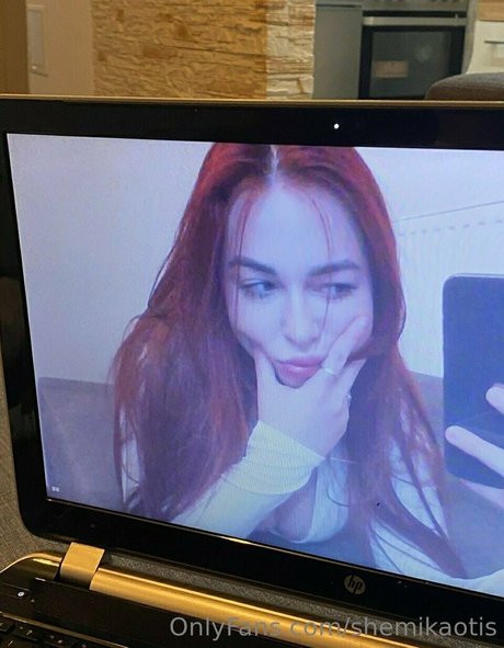 shemikaotis sexy pornstar img