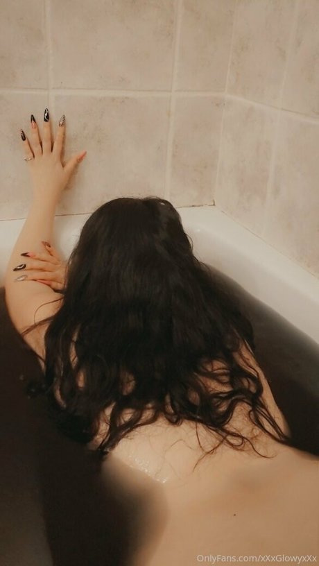 xxxglowyxxx free pornstar picture