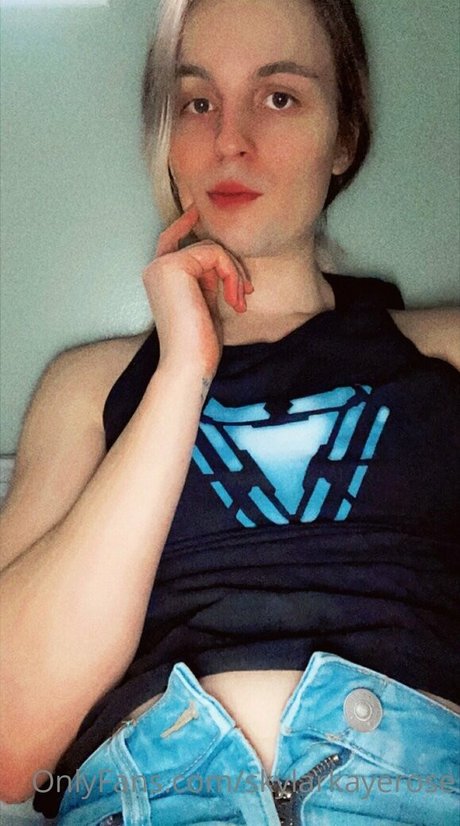 skylarkayerose best star archive