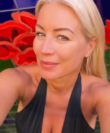Denise Van Outen adult model pics