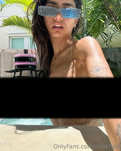 miakfree xxx pornstar gallery