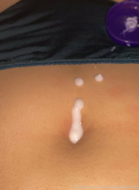 honeybellybutton2 model sex photo
