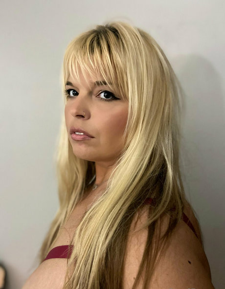 roxirenay hot actress picture