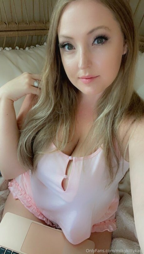 milkykittykate star free image