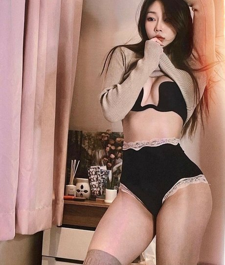 shemale handjob onlyfans hd pics