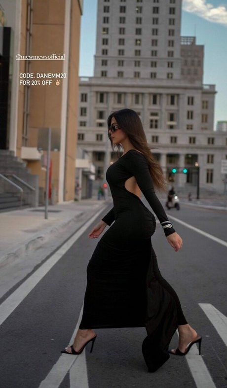 danellaurbaytv star beautiful pictures