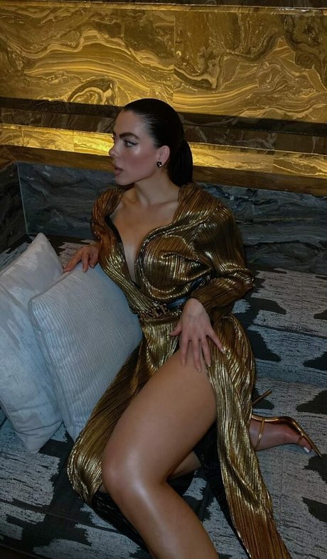 danellaurbaytv beautiful star img