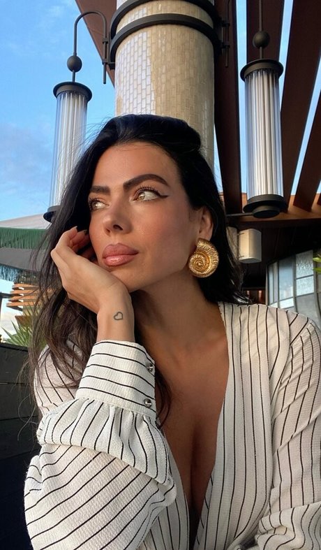 lesbian ass onlyfans art nude gallery