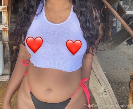 Reddotbitch star top img